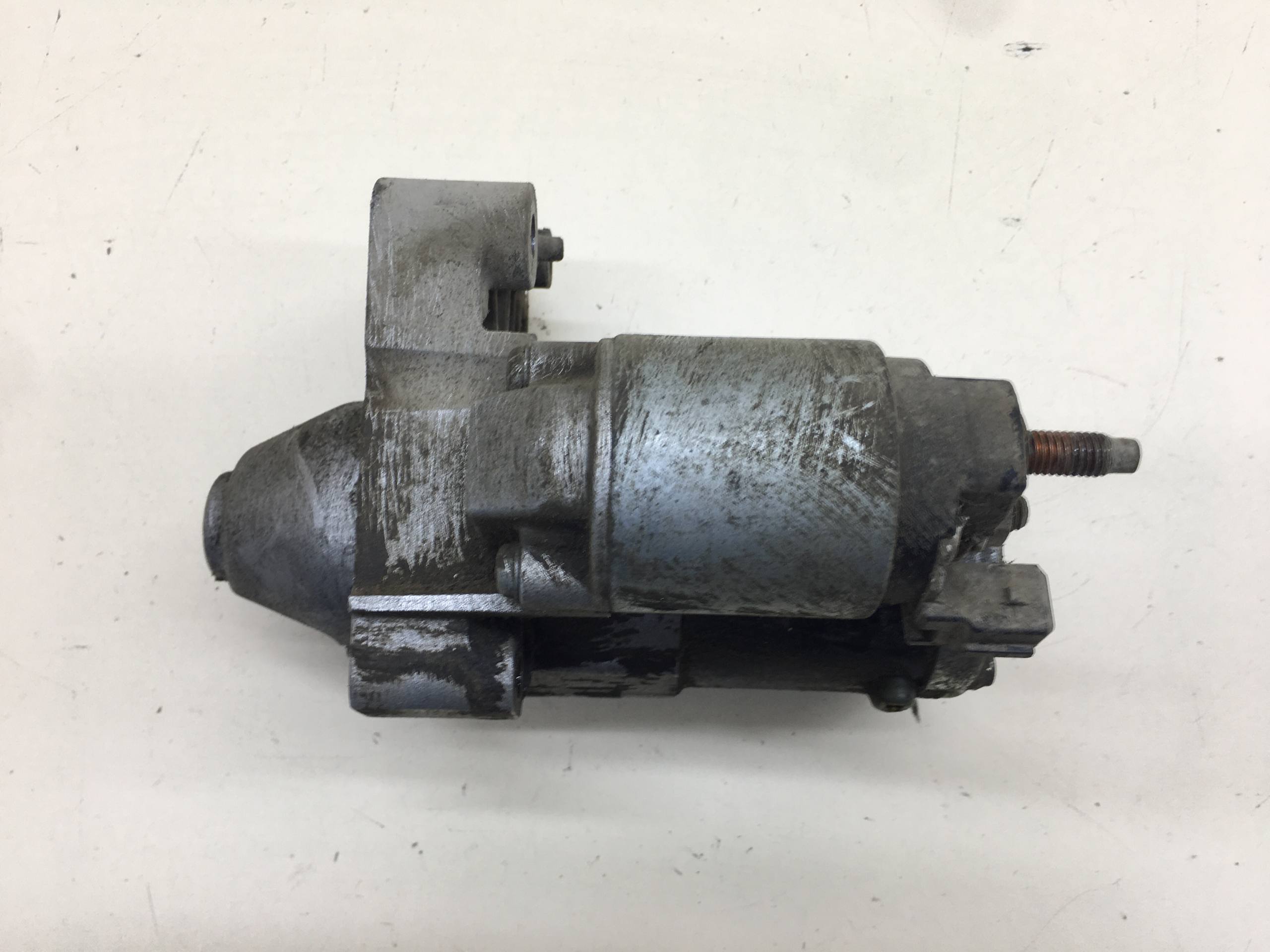 Стартер Peugeot 208 2012>