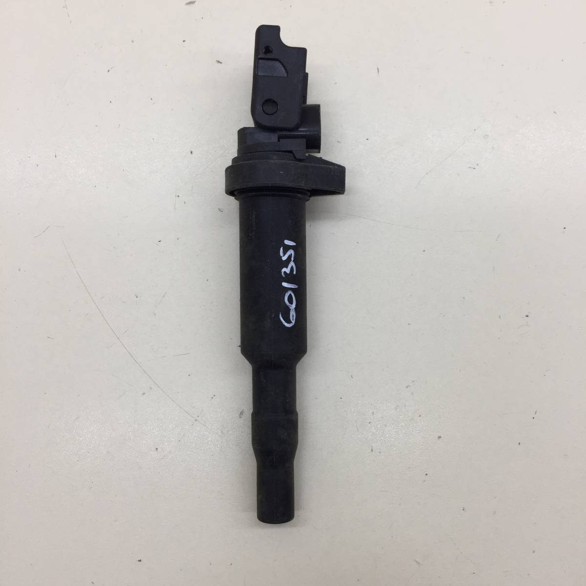 Катушка зажигания Peugeot 208 2012>