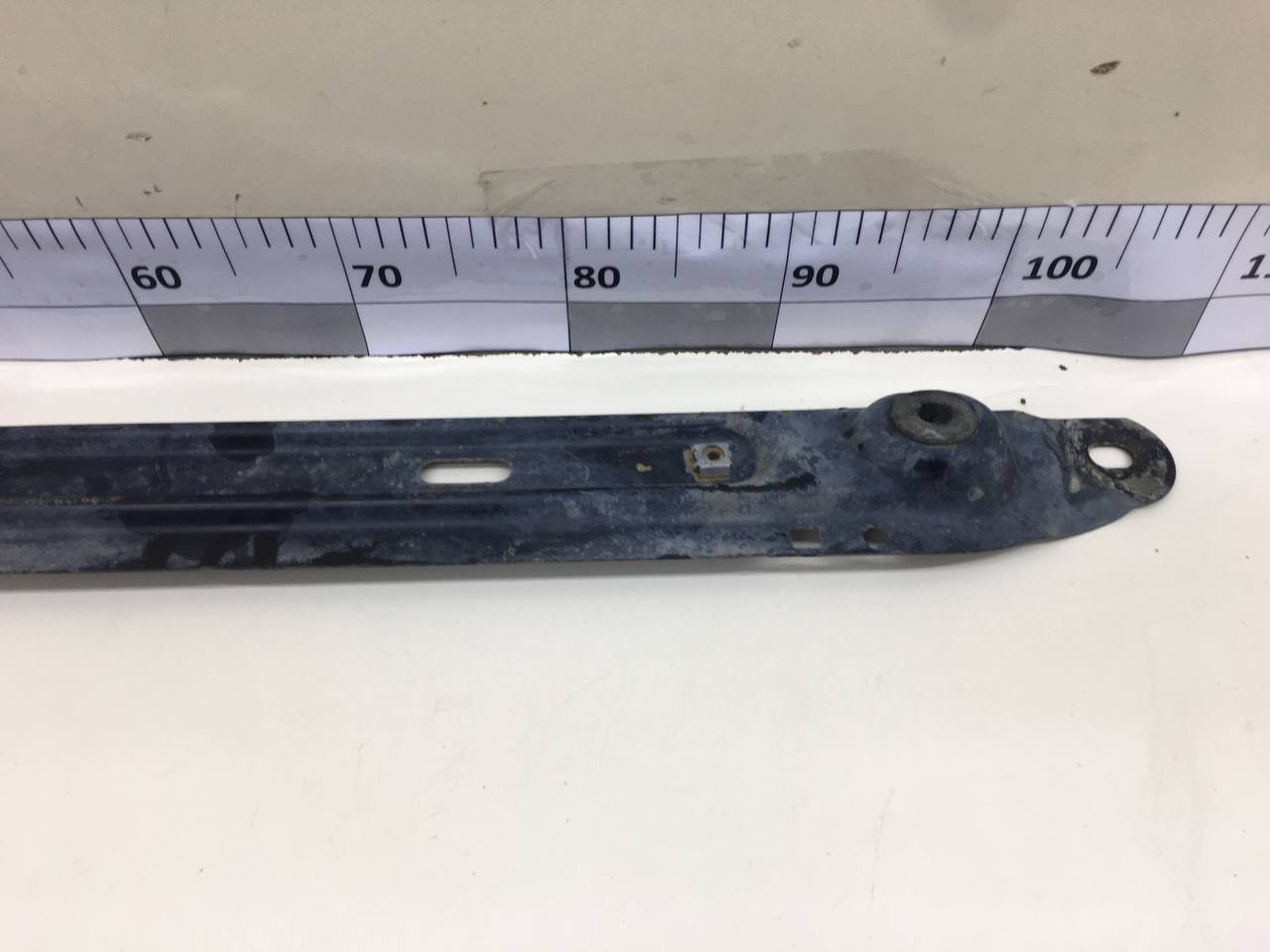 Балка подрадиаторная Peugeot 308 2007>