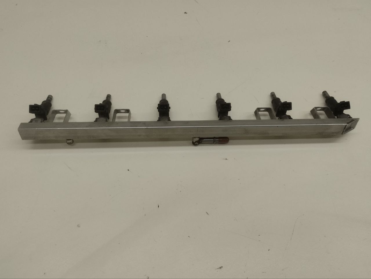 Рейка топливная (рампа) BMW X3 E83 2004-2010