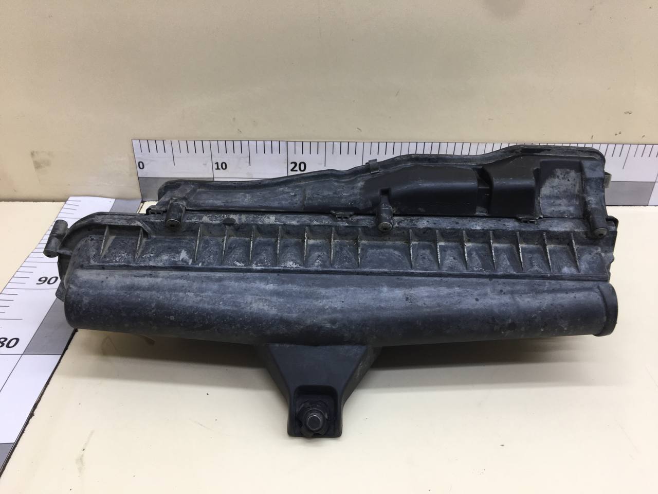 Корпус воздушного фильтра Peugeot 308 2007>