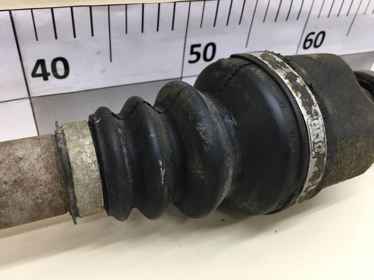 Полуось передняя правая Peugeot 308 2007>