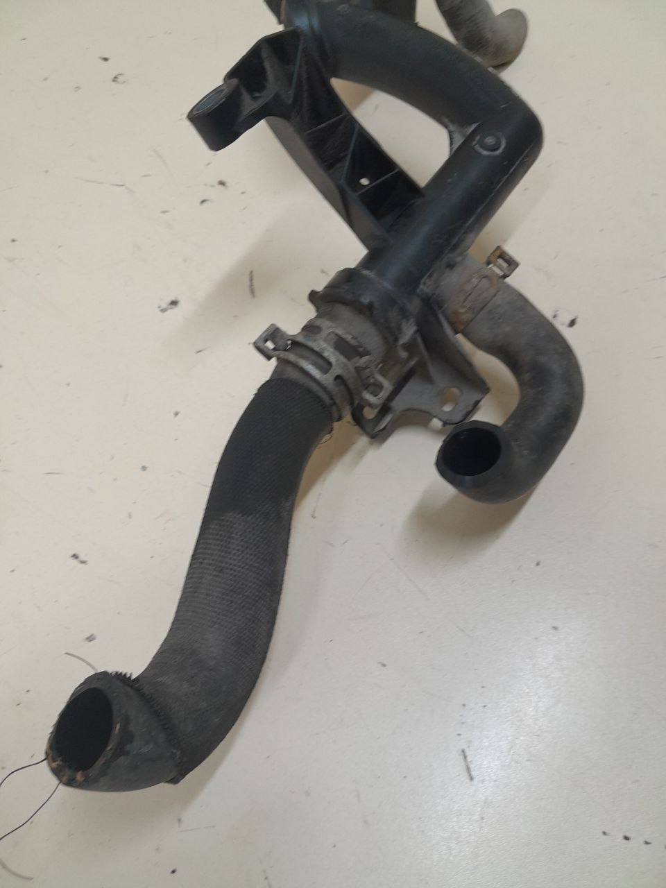 Трубка системы охлаждения Citroen Grand C4 Picasso 2006-2014