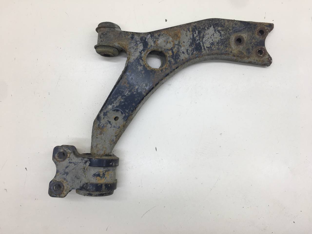 Рычаг передний левый Ford Focus 2 (DB) 2008-2011