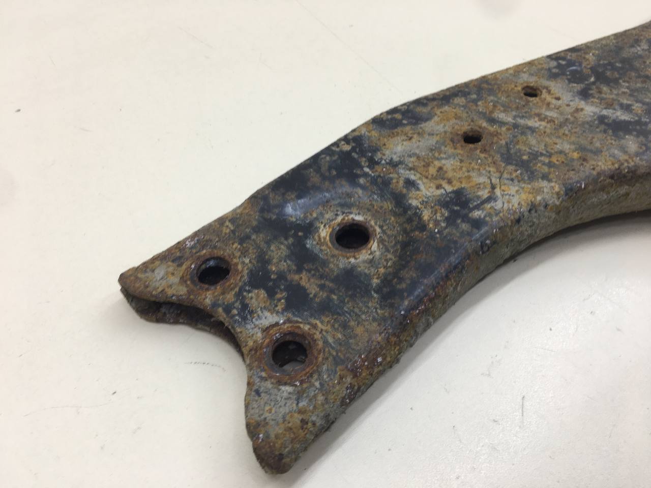 Рычаг передний левый Ford Focus 2 (DB) 2008-2011